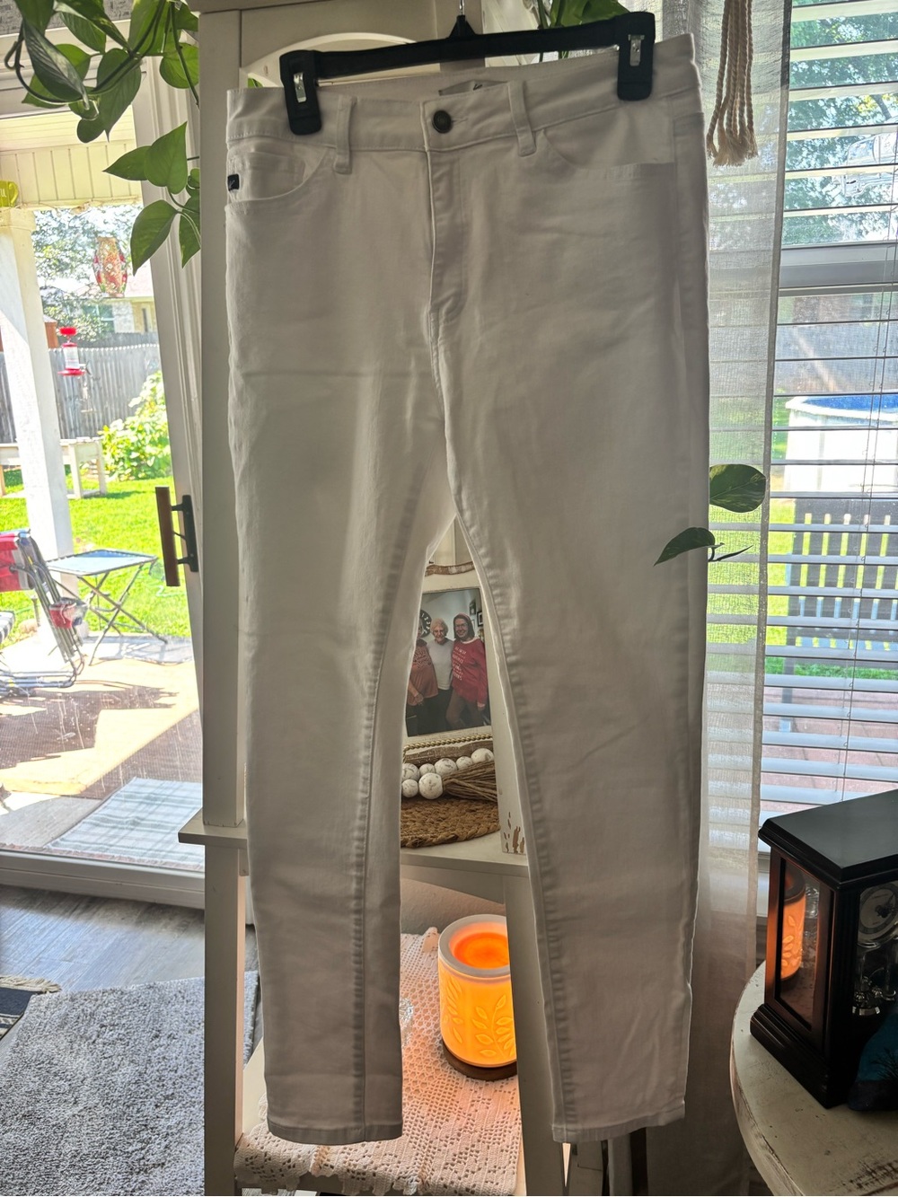 KanCan White Skinny Jeans - Clean High-Rise Stretch